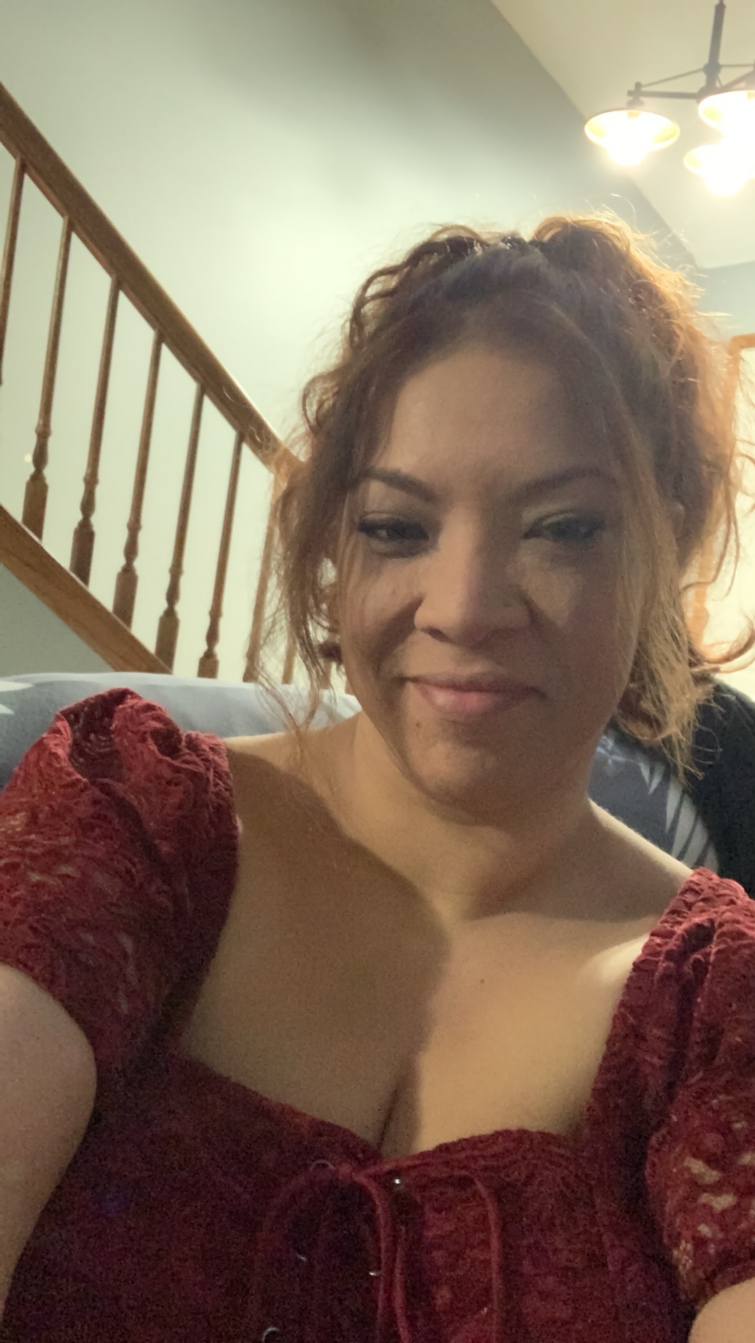 Flirty female companion in Mokena Rent a Friend USA