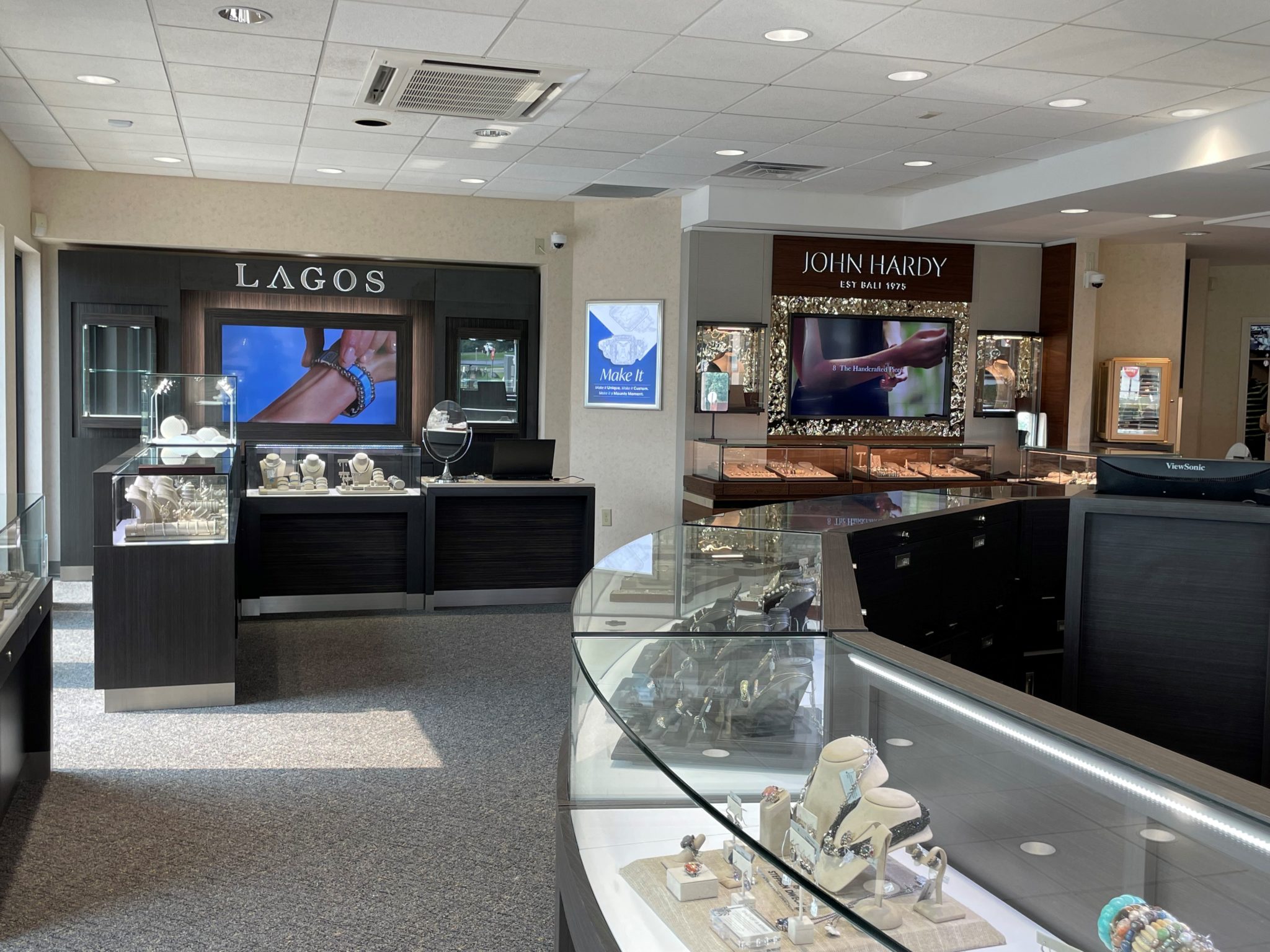Mountz Jewelers ready to customers back to refurbished showrooms