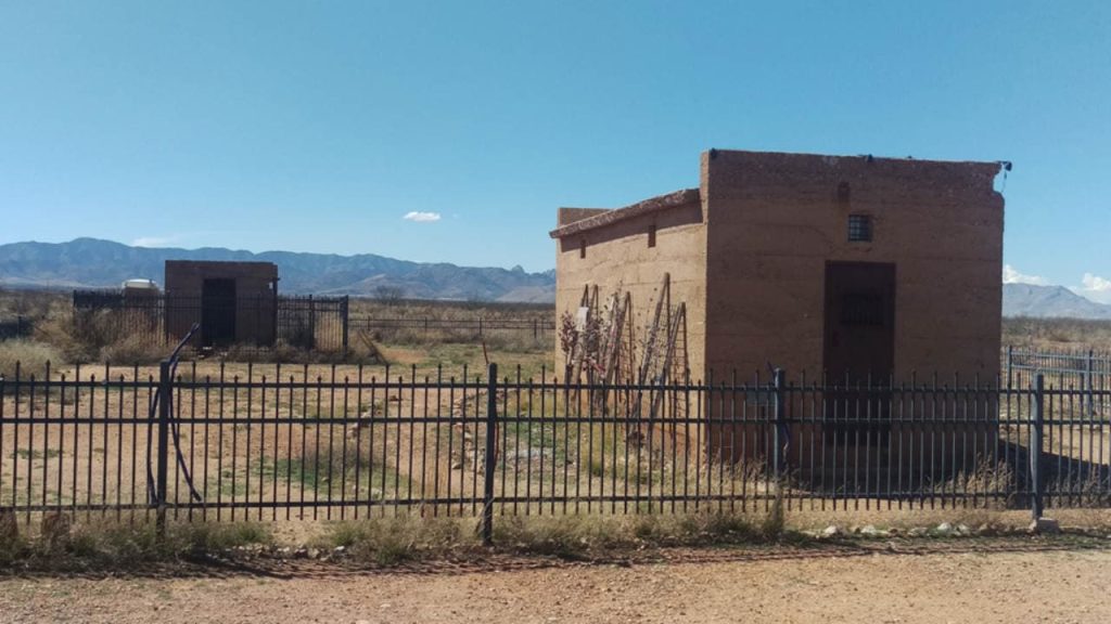 10 Creepy Ghost Towns in Arizona [Update 2024]