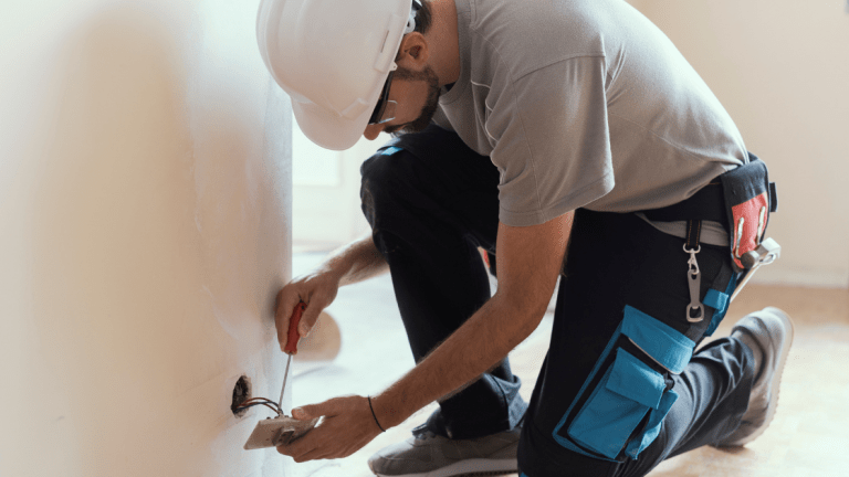 LA Licensed Electrician Near You on Resetting the Power in Your House