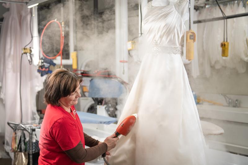 Why Do Wedding Dresses Turn Yellow? USA Magazine