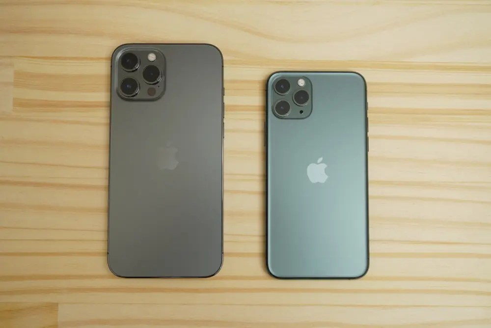 【6.7インチ】iPhone 12 Pro Maxで電子書籍は読みやすいか検証！【レビュー】 ウサノ通信