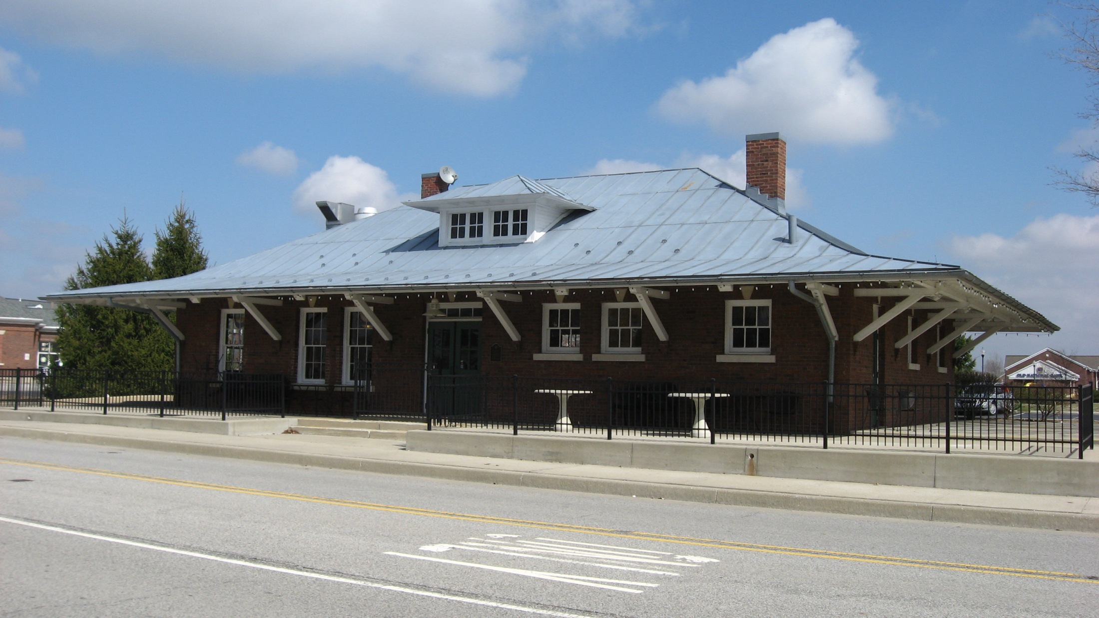 FORT BENJAMIN HARRISON ARMY BARRACKS