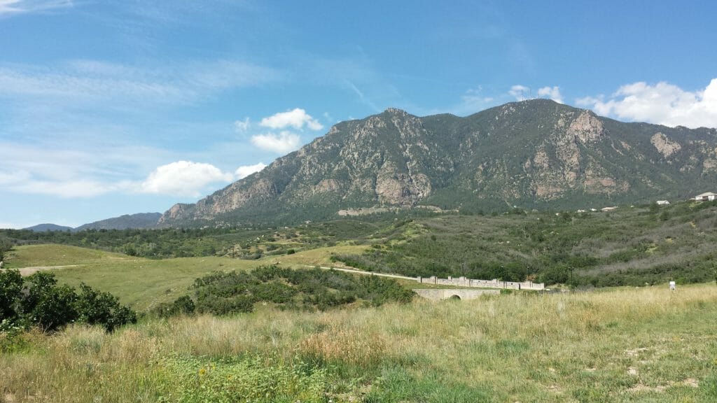 FORT CARSON COLORADO ARMY BARRACKS