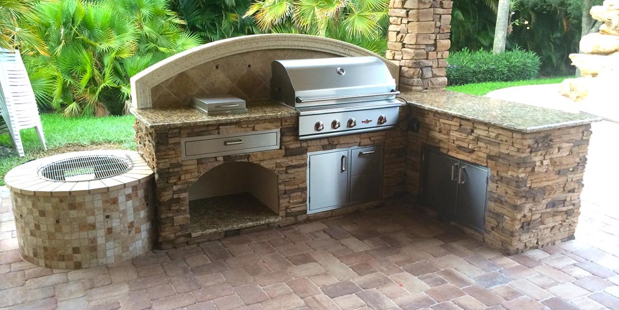Tips For Getting The Most Out Of Your Outdoor Kitchen Installation US