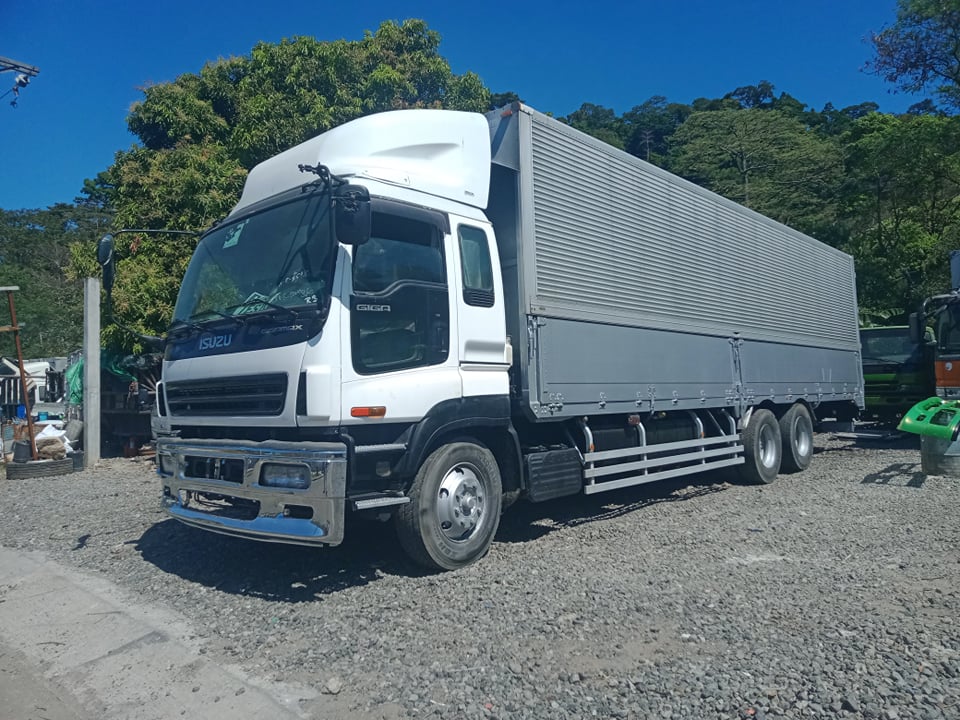 Isuzu Wing Van Truck 2020 for sale in SUBIC Used Philippines