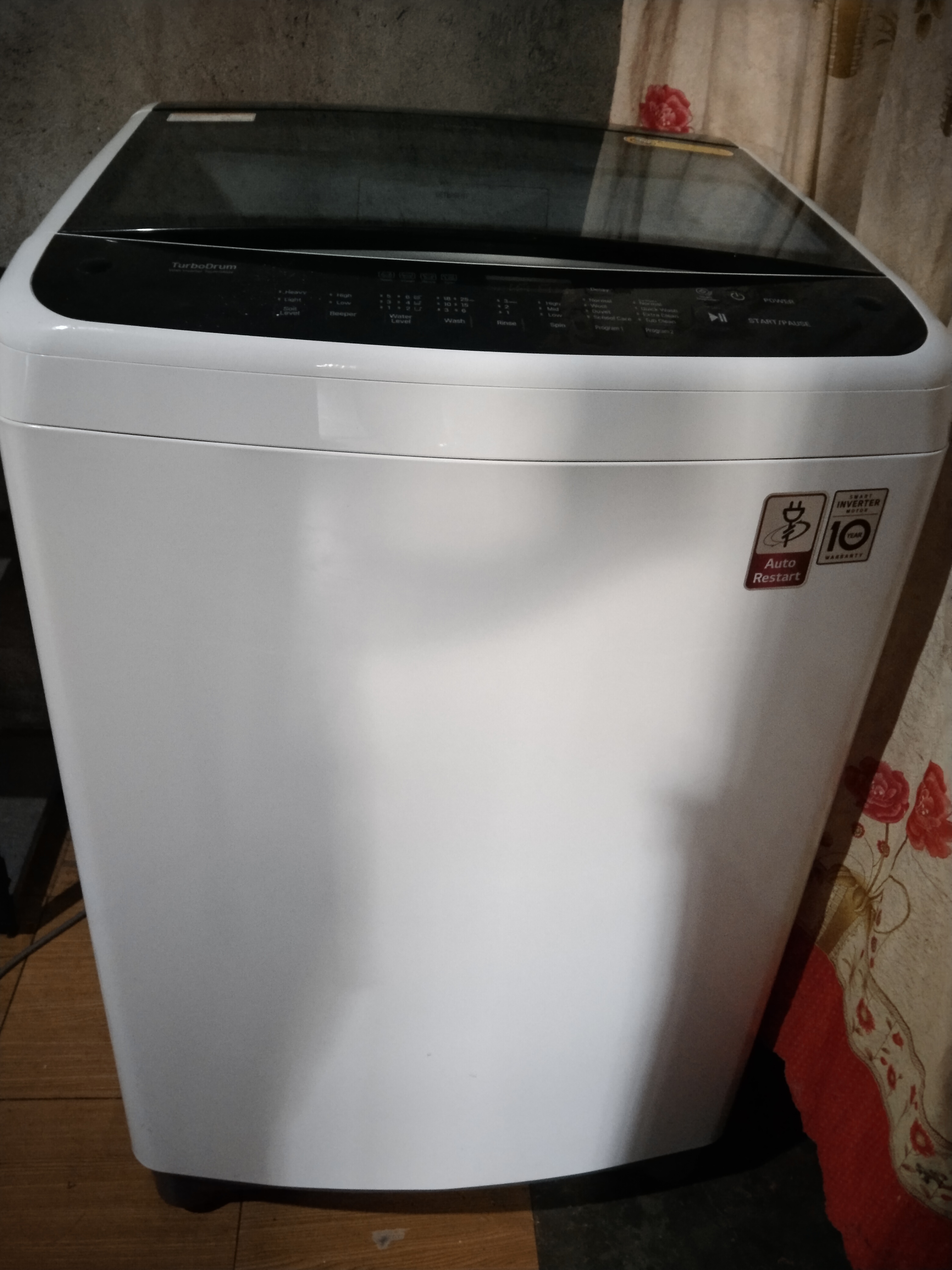 LG 8kg AUTOMATIC WASHING MACHINE Used Philippines