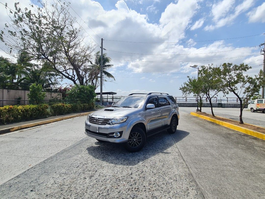 2015 Toyota Fortuner 25 V 4x2 Used Philippines