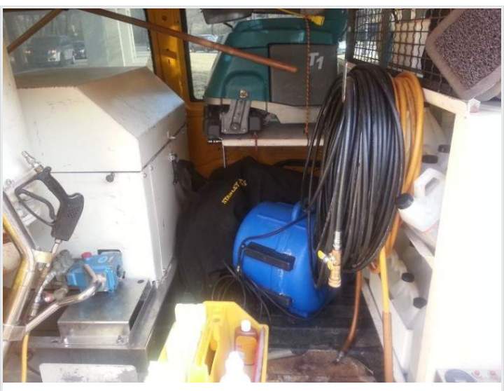GREAT DEAL!! Carpet Cleaning Van With All Tools! Used Carpet Cleaning