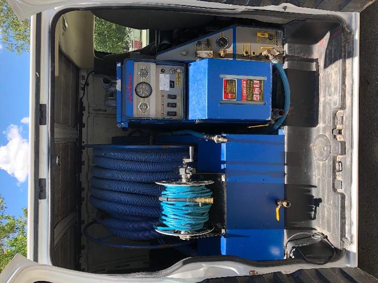 2007 Chevy 3500 w/CDS 4.8 Salsa pkg Used Carpet Cleaning Vans