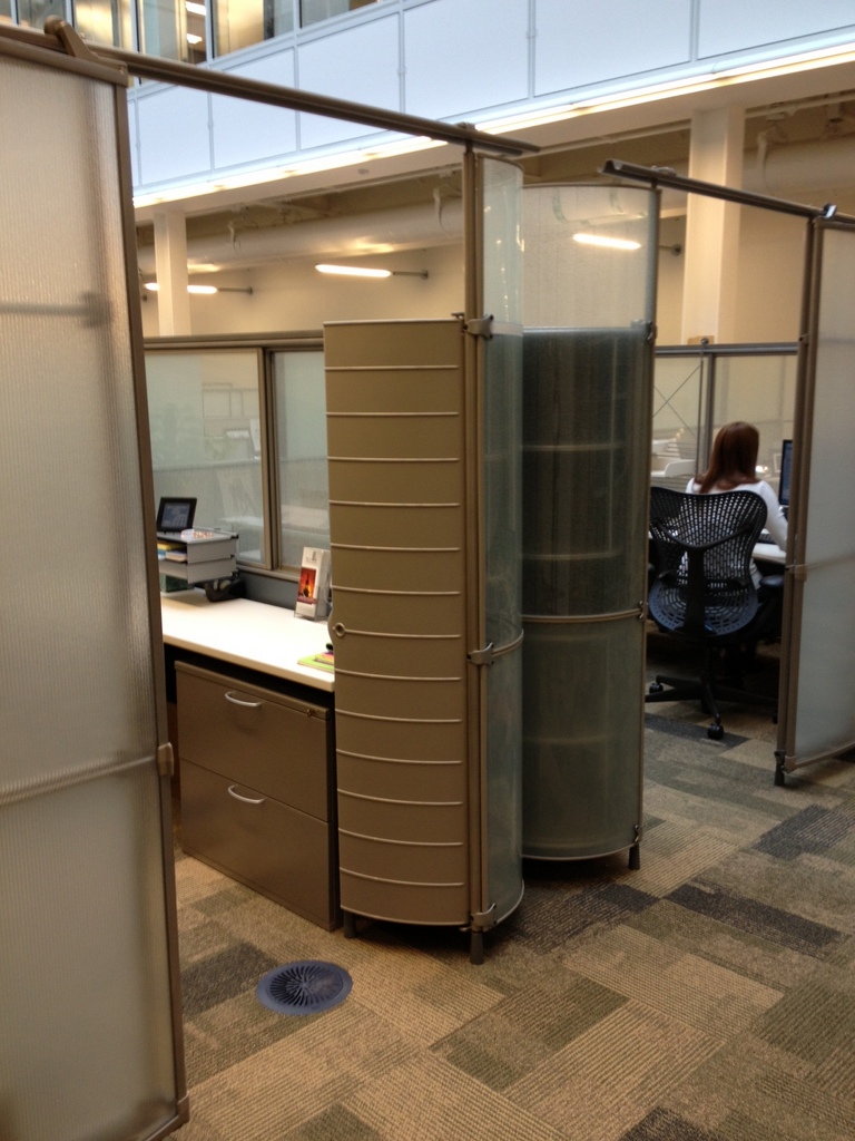 Rare Herman Miller My Studio Cubicles / WorkStations