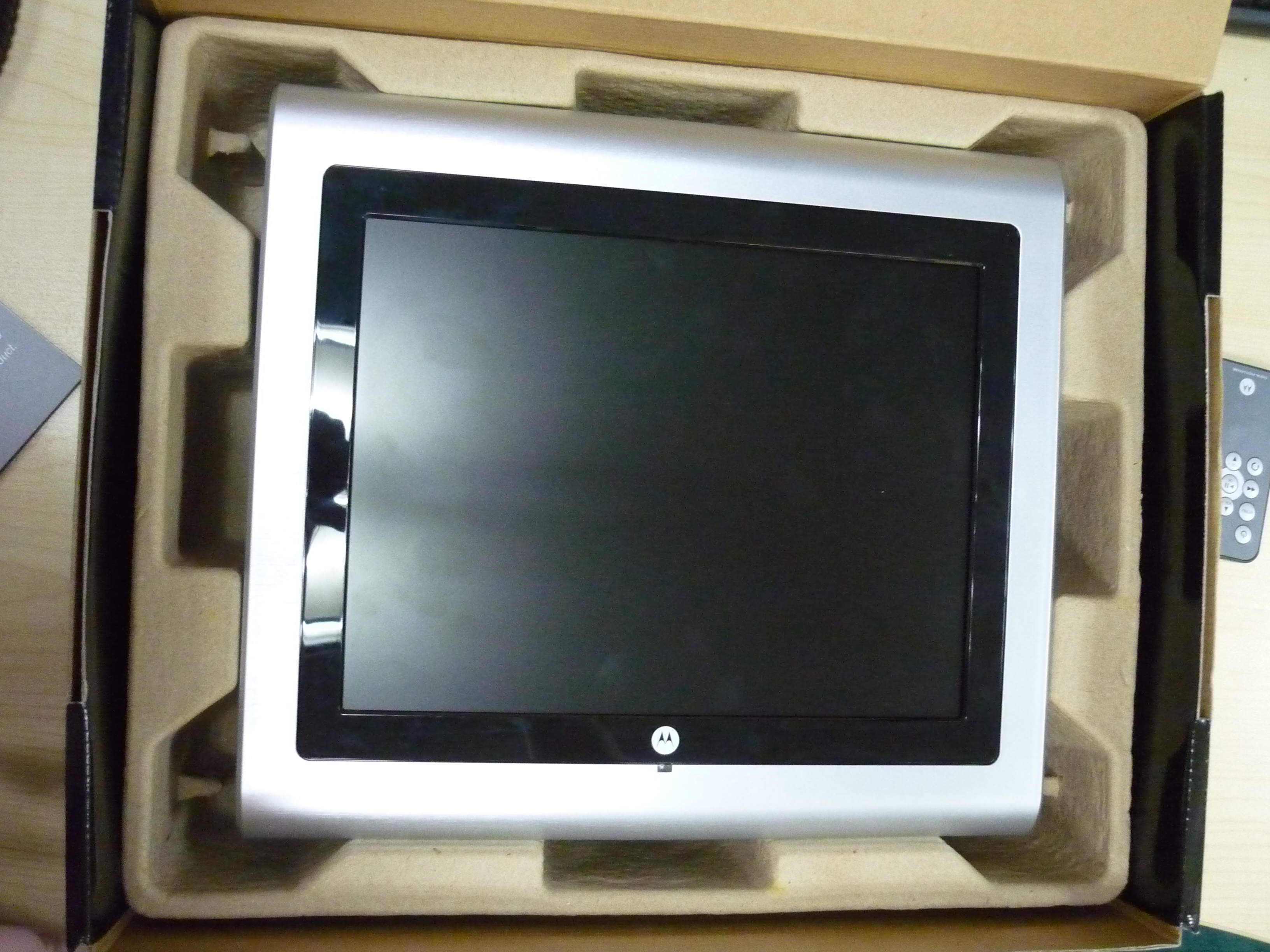 Digital 10" Photo Frame (Motorola) brand NEW