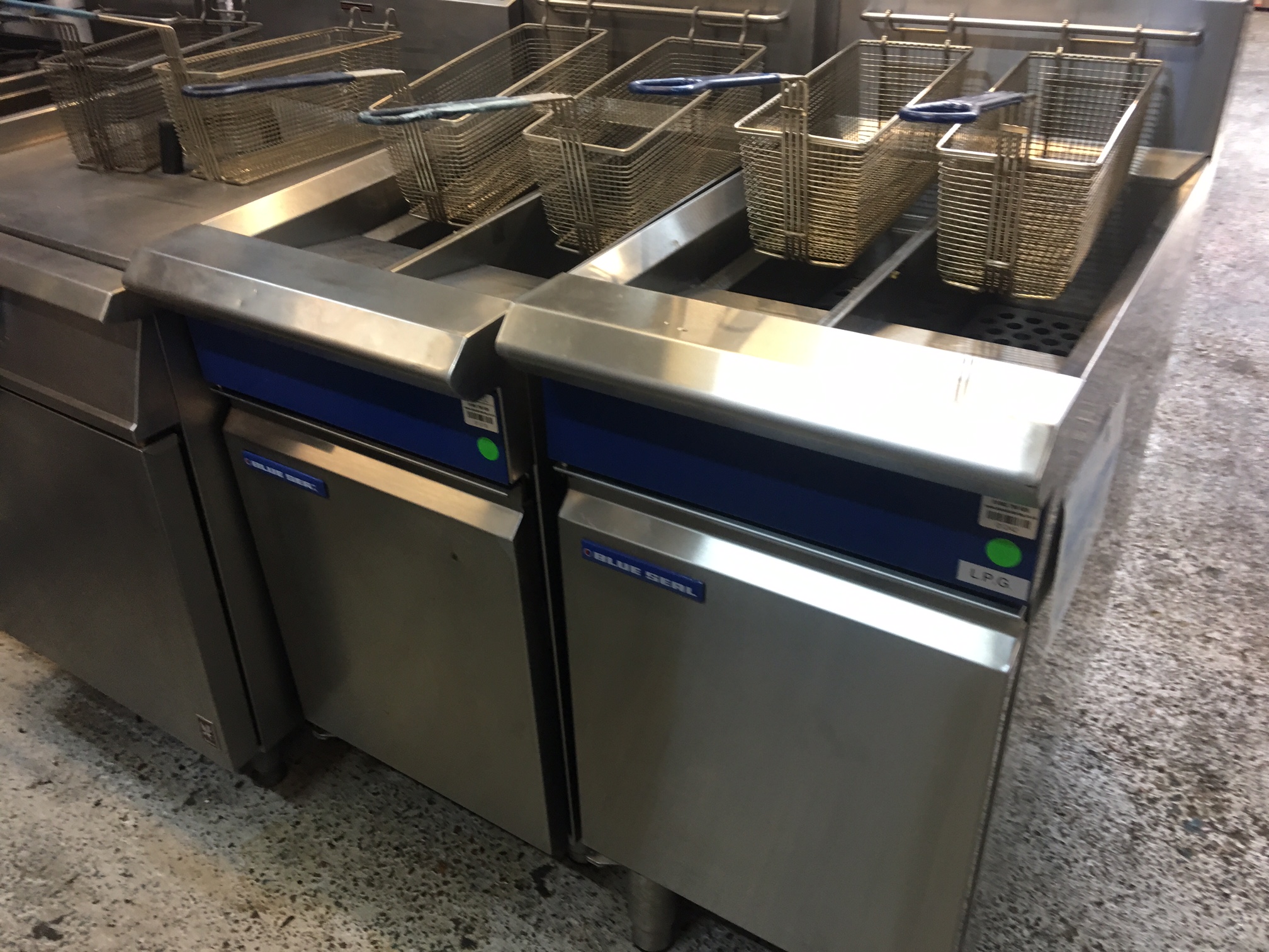 Blue Seal Double Basket LPG Fryer £1200 Used Rational