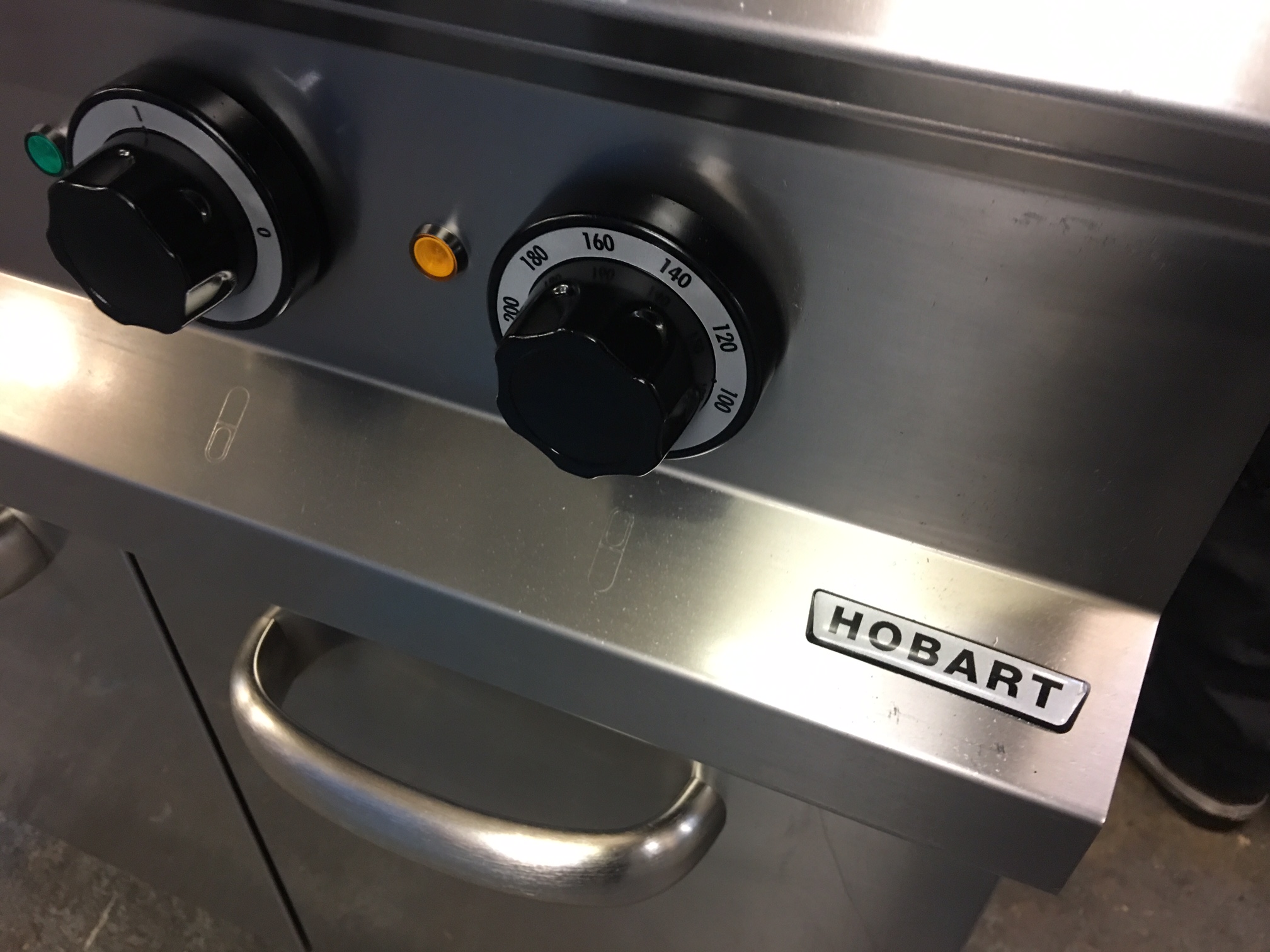Hobart Double Tank Free Standing Fryer 3 phase/ 4 burners FULLY