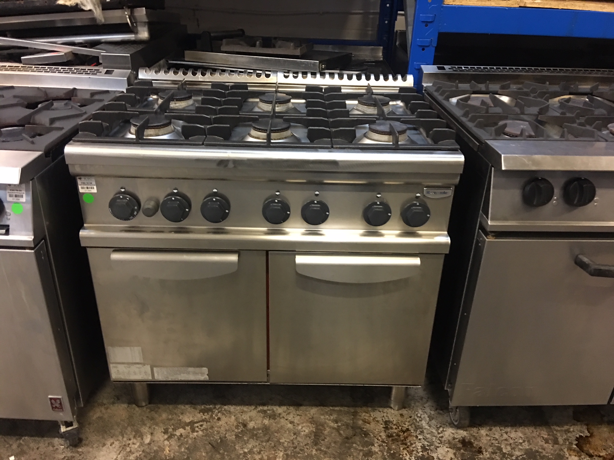 Electrolux 6 Burner Oven Natural Gas/ Stainless £900