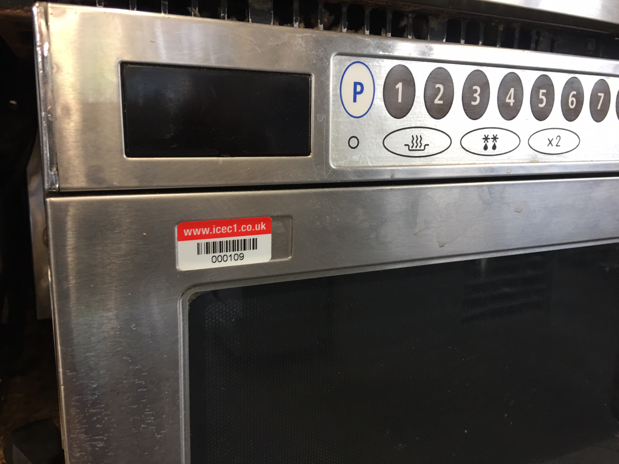Samsung Commercial Microwave in used condition 1850W £250 inc VAT