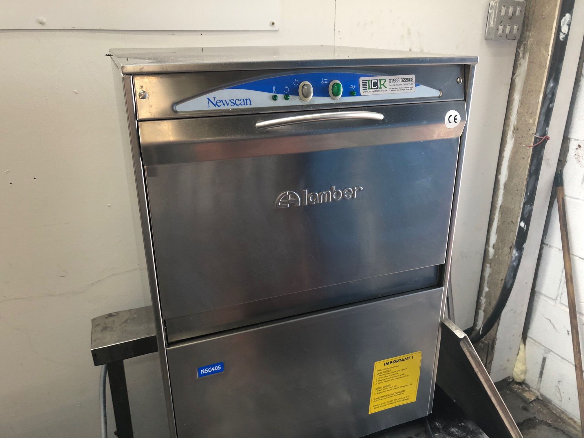 Lamber Glass Washer 13am 2 minute cycle time 40cm wide Used Rational