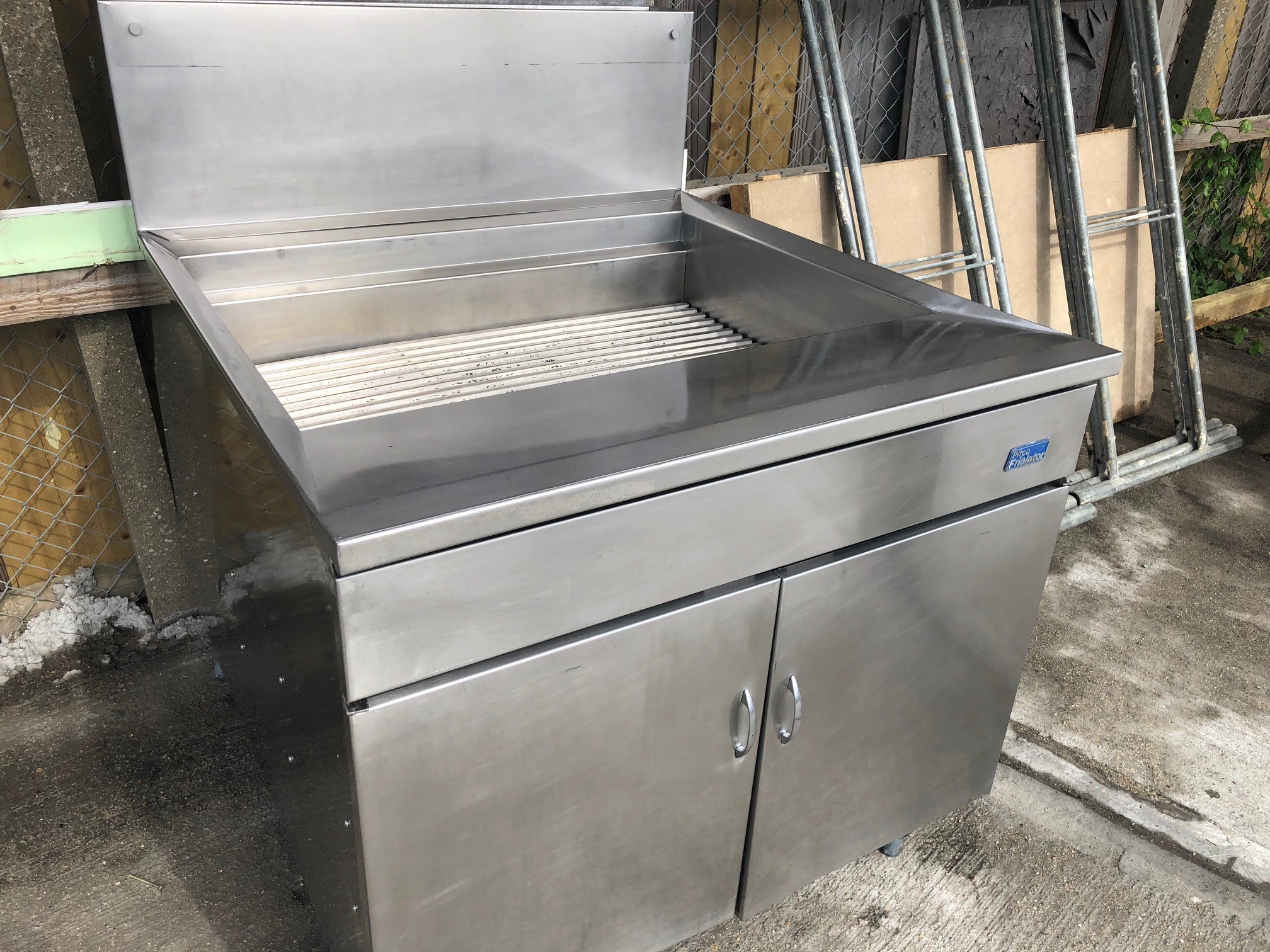 Pitco Frialator fish fryer/fish range natural gas Used Rational