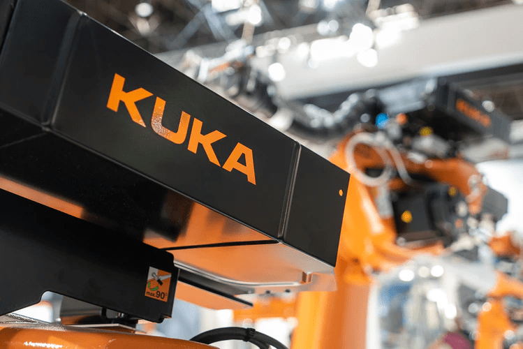 KUKA Robots a New Alternative to Traditional CyberKnife® Radiotherapy