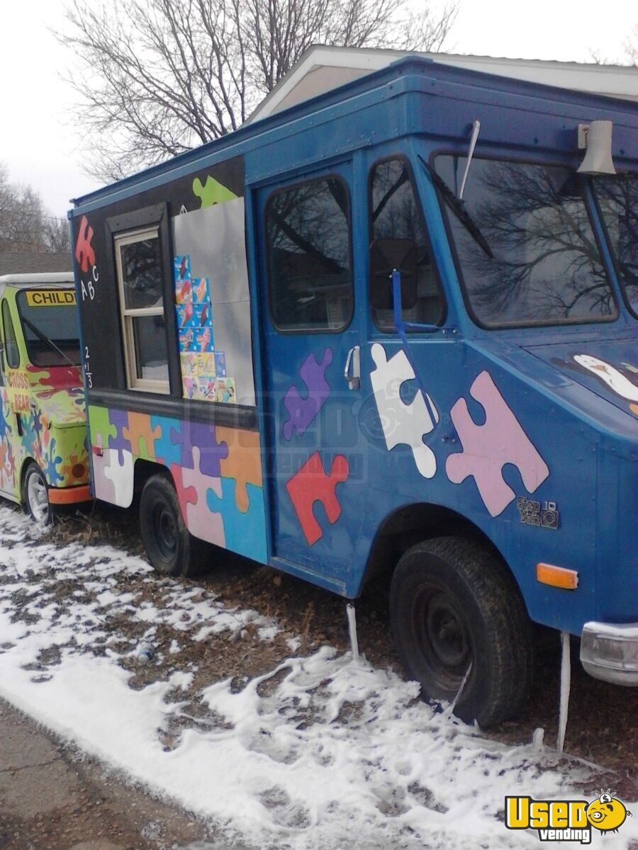 P10 Chevy Ice Cream Truck Food Truck for Sale in Iowa