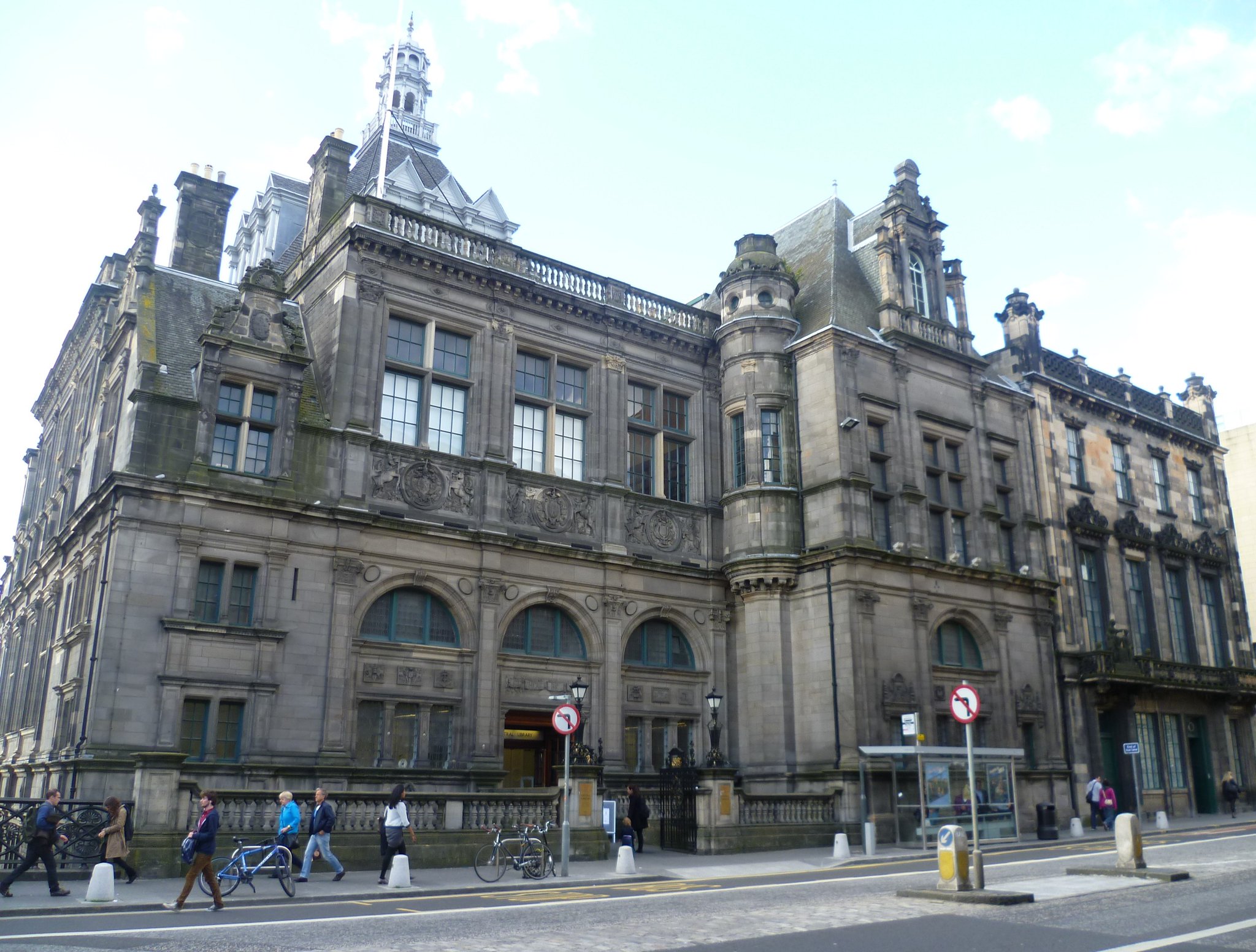 Edinburgh’s Libraries R Edinburgh City of Literature Trust