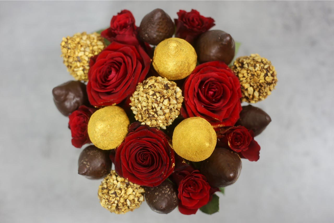 Chocolate Strawberry Rose Bouquet