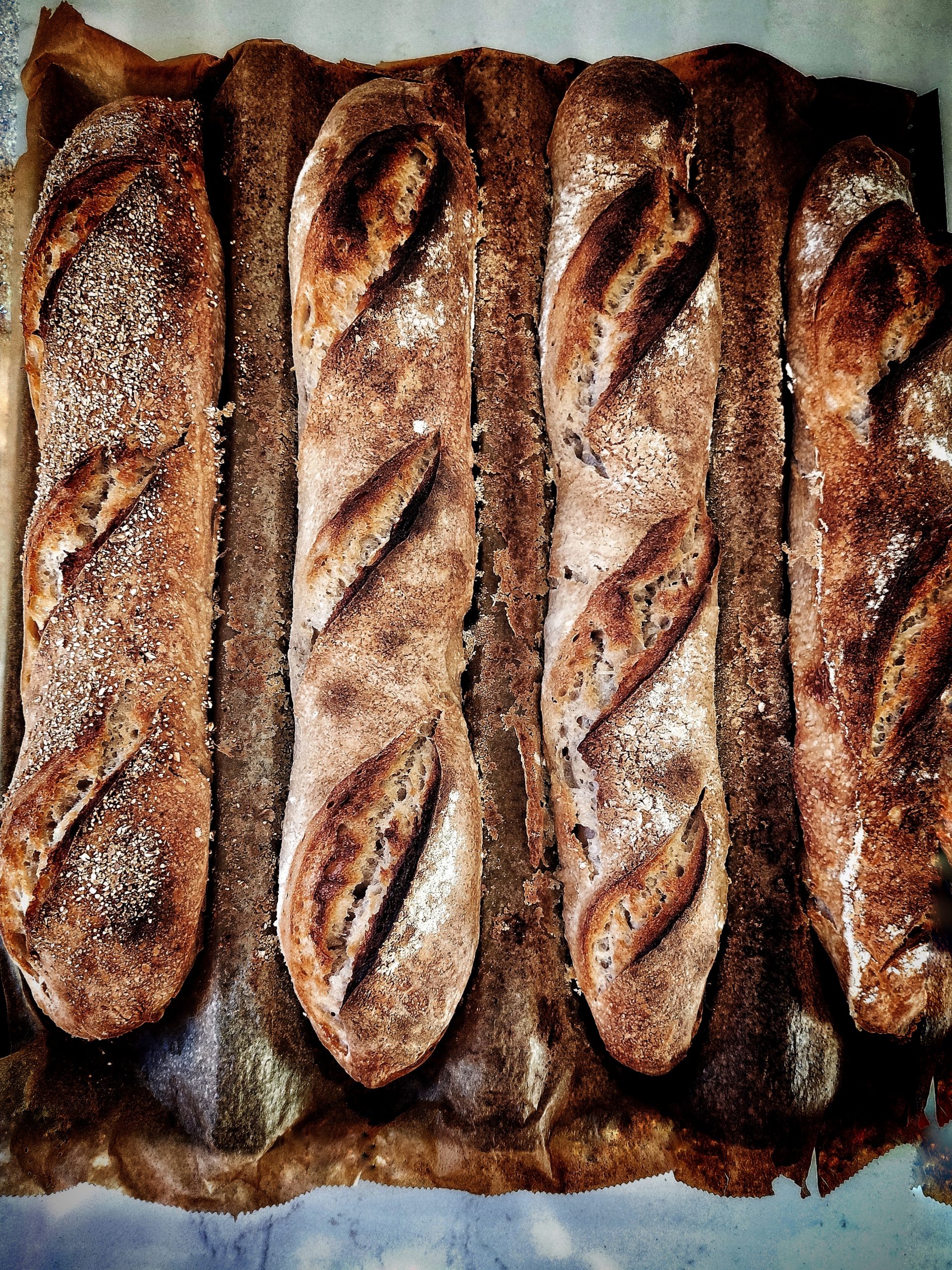 Surdegsbaguetter - Lisas Smaskiga Bak