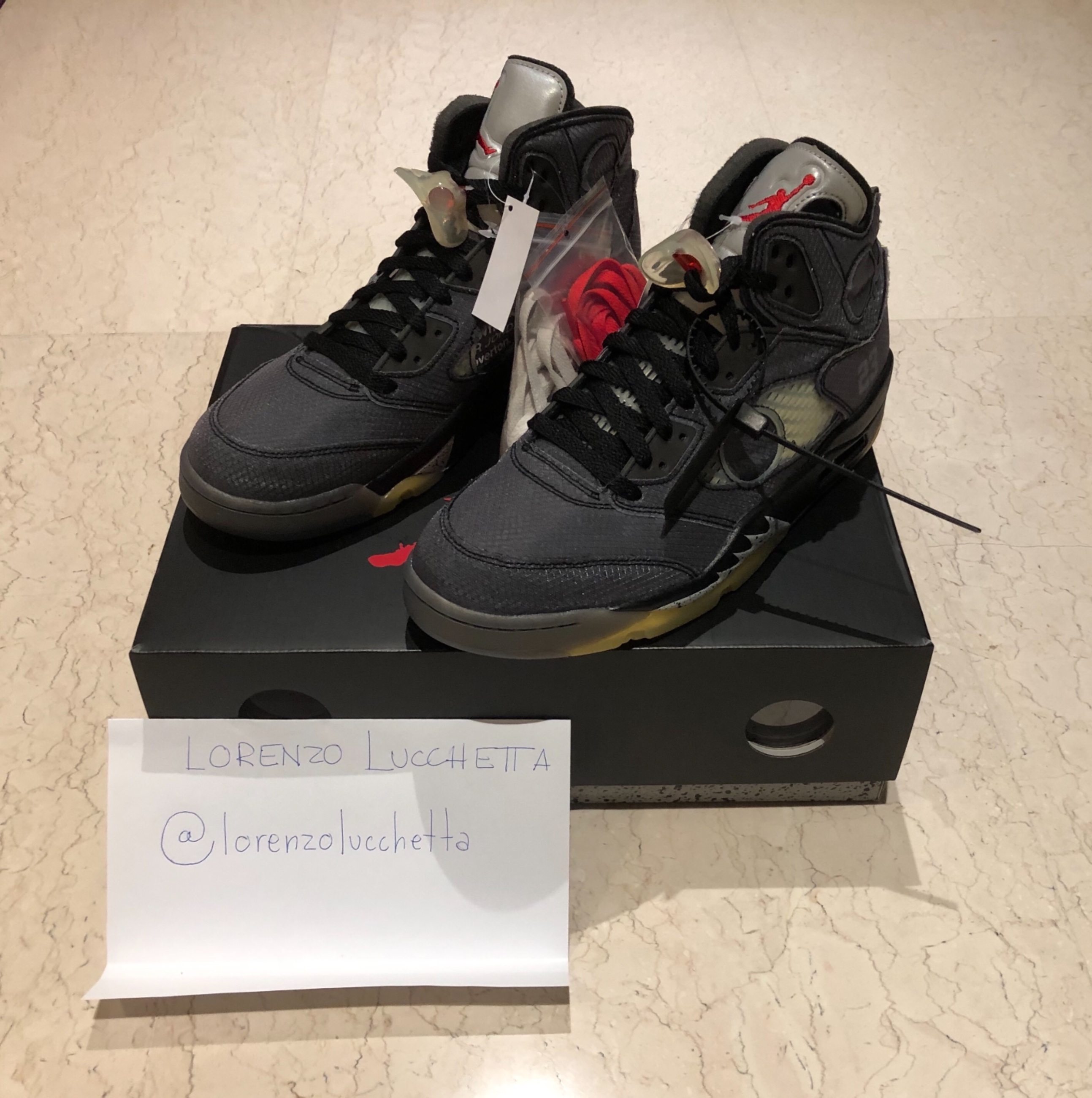 Jordan 5 x Off White Meetapp