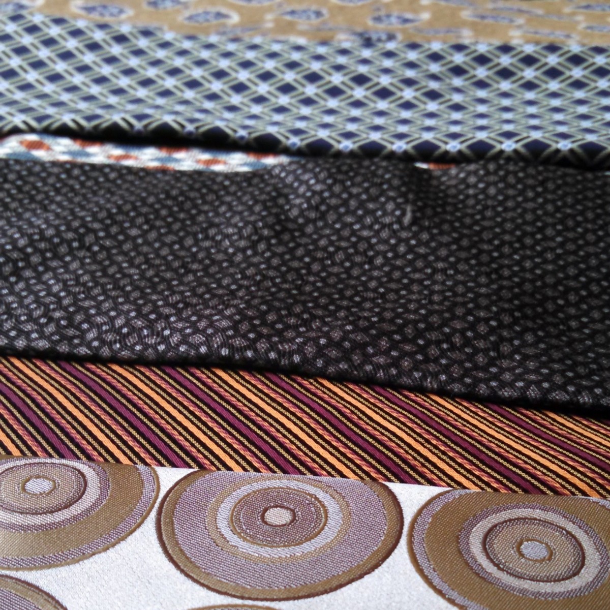 How To Tie A Necktie Easily Steps and Diagrams hubpages