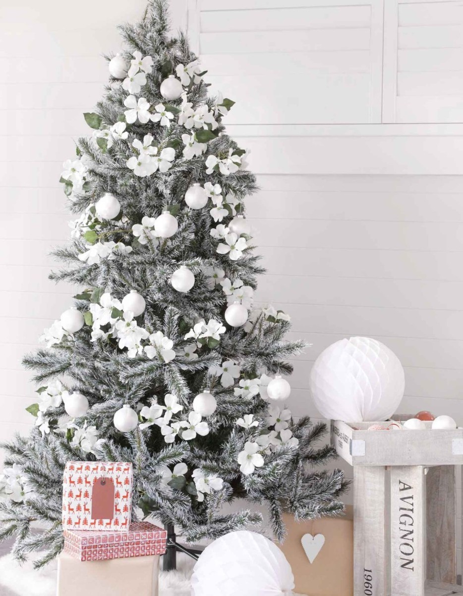 20 Stunning Christmas Tree Decorating Ideas Holidappy