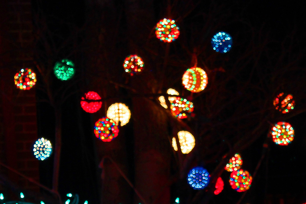 A Driving Tour of Christmas Holiday Lights in South Metro Denver