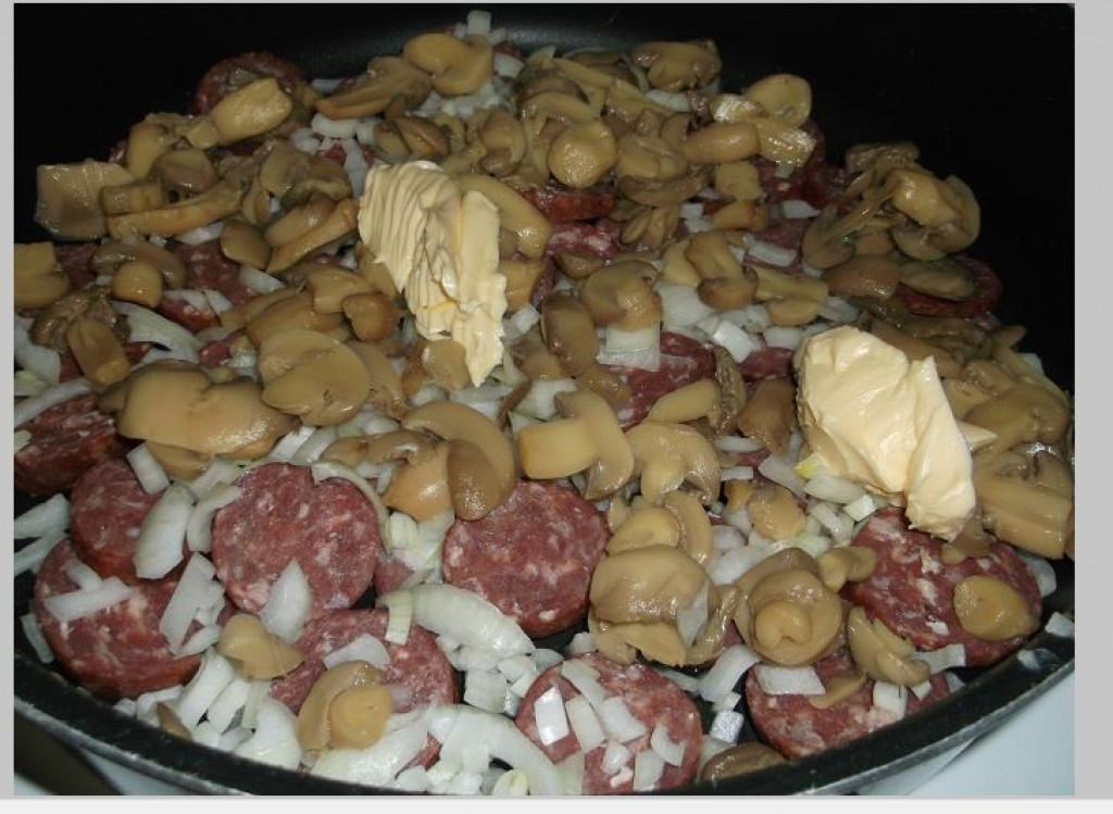 Minnesota Cooking Farmer Sausage With Sauerkraut and Noodles HubPages