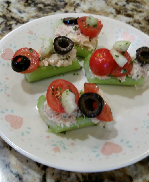 Easy Tuna Salad Tomato and Olive Salad Tuna Salad Hors d’oeuvres