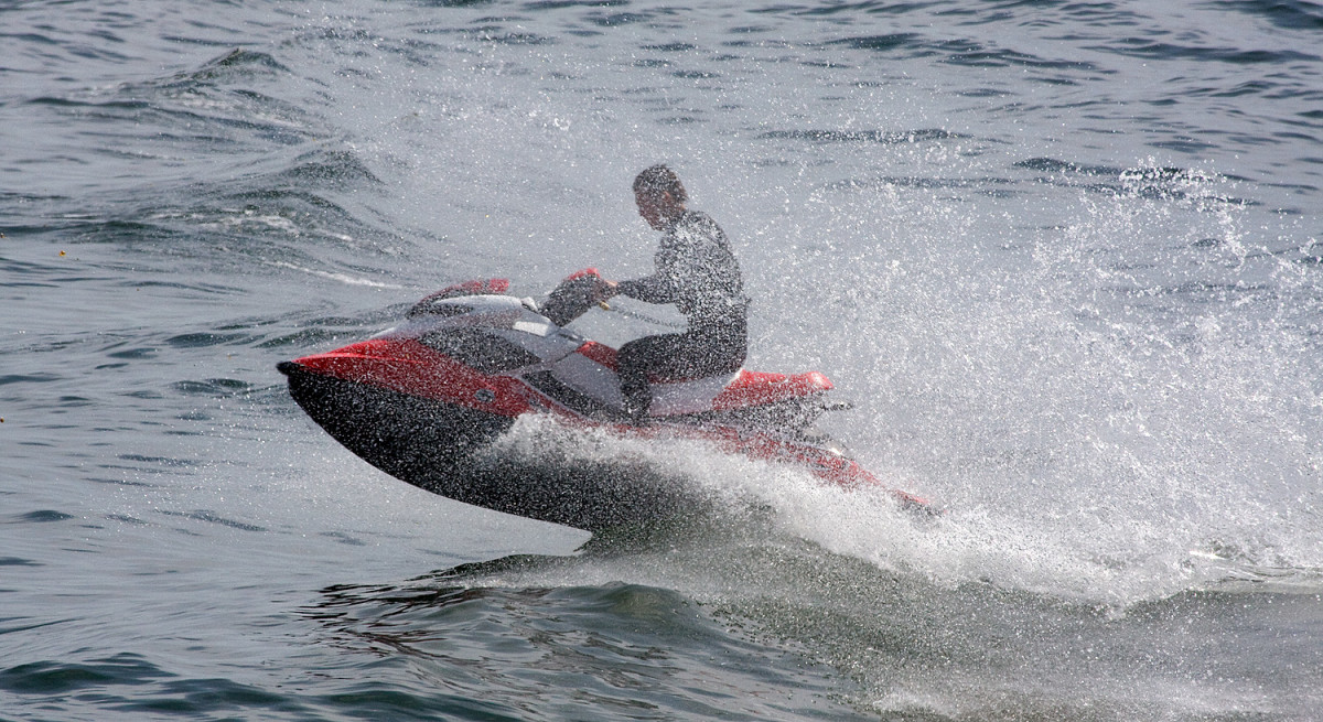 Best Jet Ski on the Market A Review of Seadoo and Yamaha Jet Ski