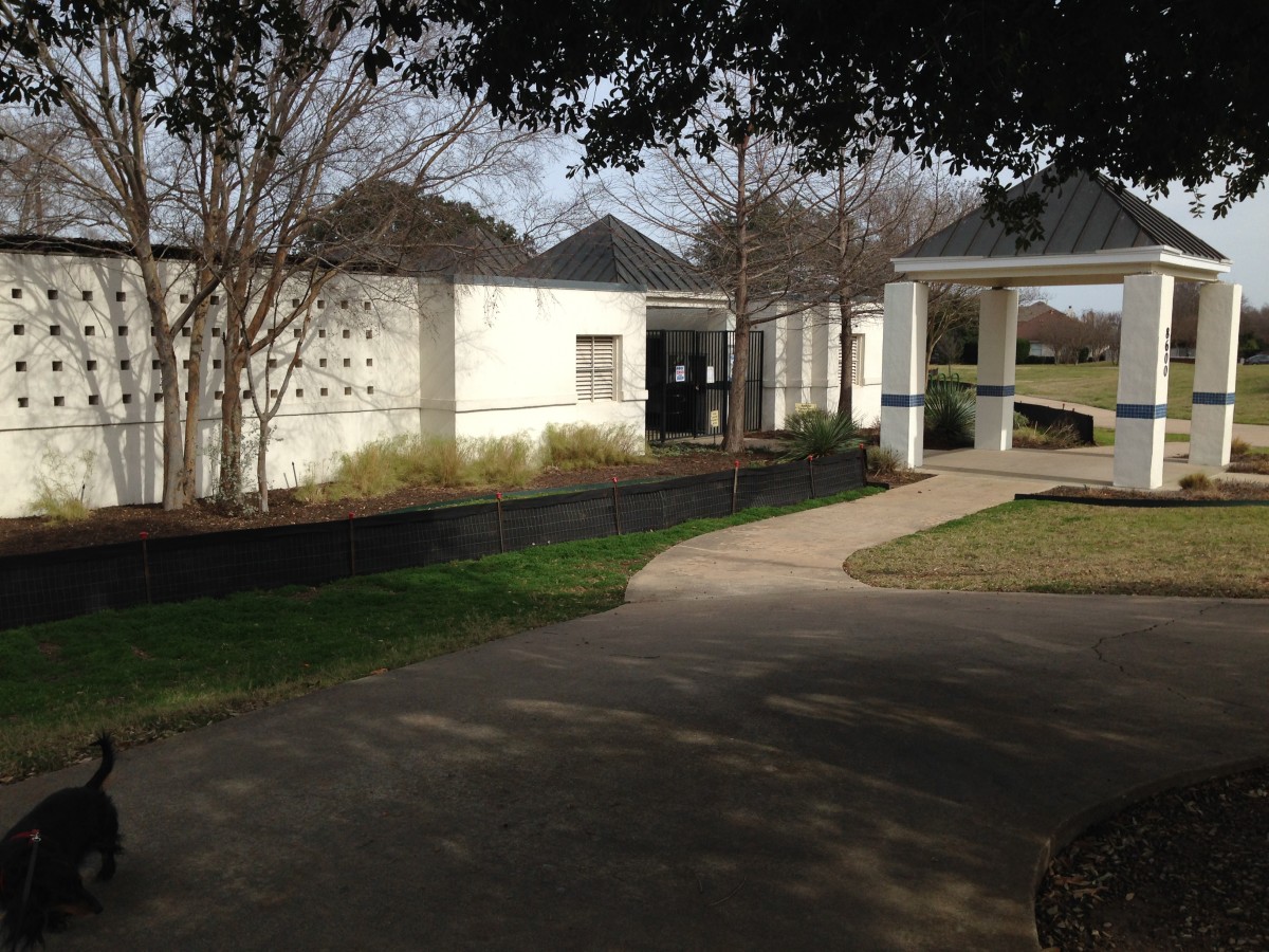 Cat Hollow Park & Pool Round Rock Walking Trails, Pool, Tennis Courts