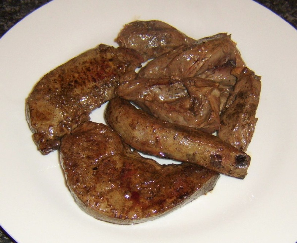 Pan Fried Lambs Heart and Liver with Onion Gravy, Bacon and Mash HubPages