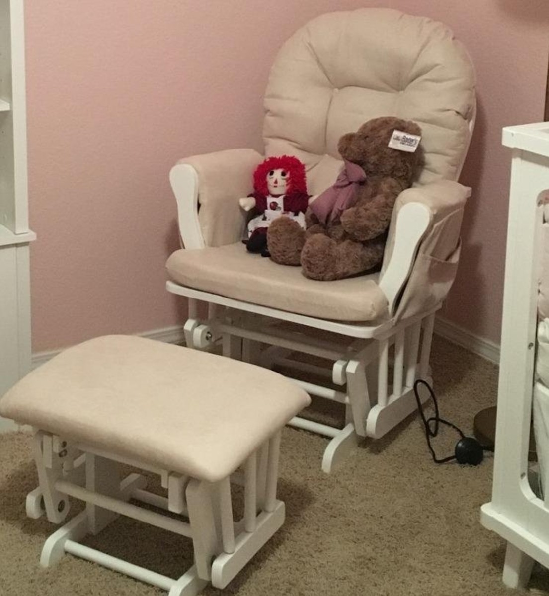 The 3 Best Budget Nursery Glider and Ottoman Combos for 2018 WeHaveKids
