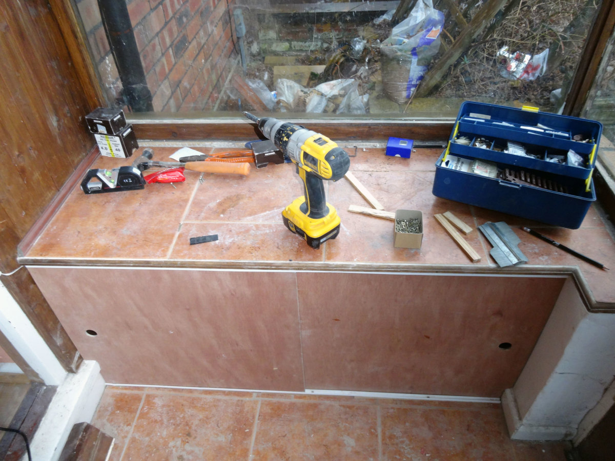 Howto Guide on Bespoke Builtin Cupboards for a Porch Dengarden