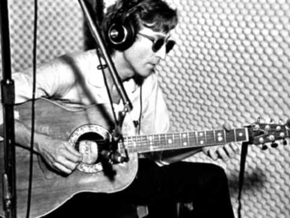John Lennon's 10 Best Solo Songs Spinditty