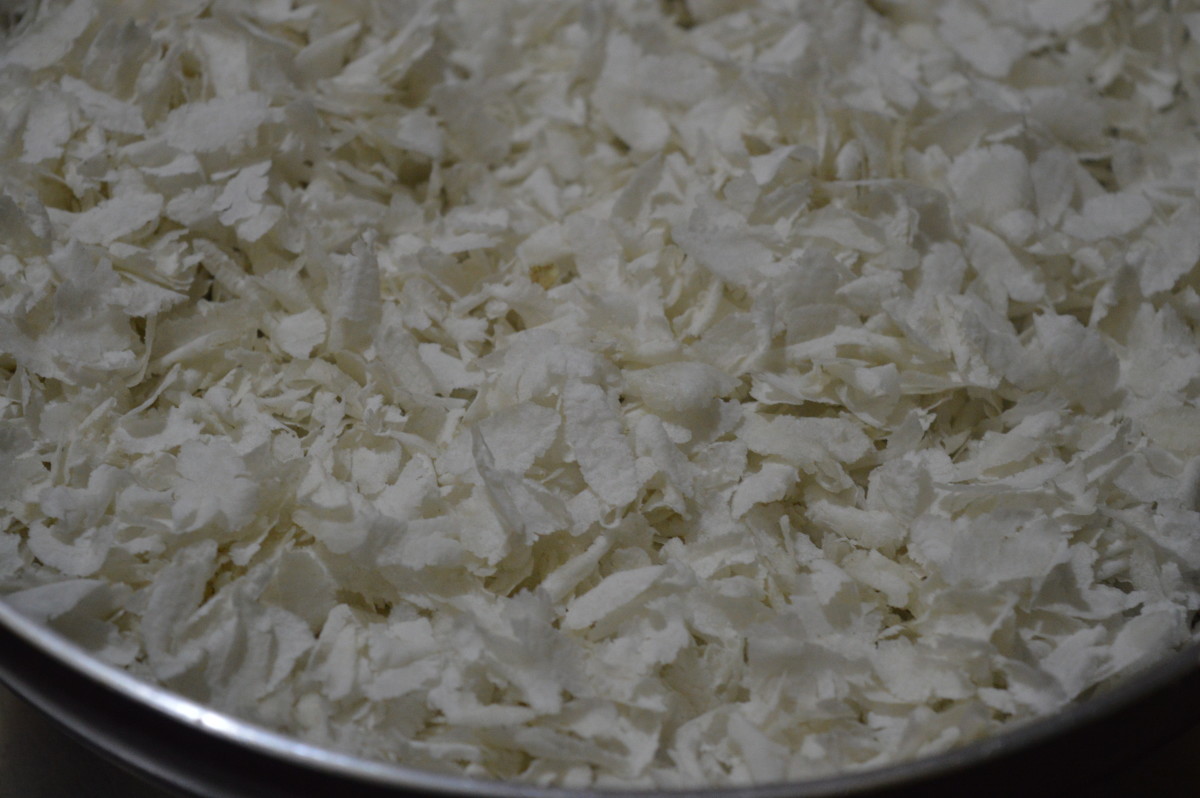 A Quick Recipe for a Spicy BeatenRice Snack Called Poha Chivda