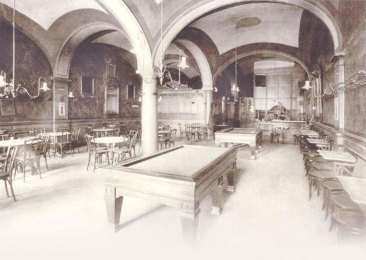 Famous Historical Cafés in Budapest Mr. Foster kalandozásai Budapesten