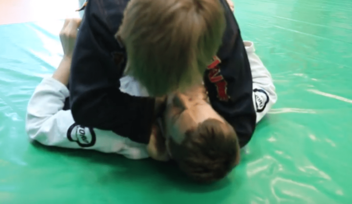 How to Ezekiel Choke Someone HowTheyPlay