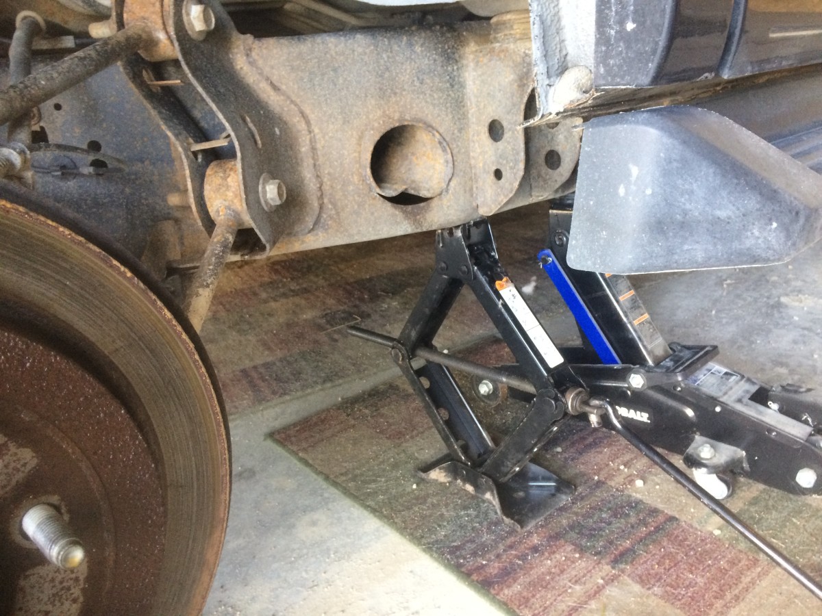 How to Change the Brakes on a Ford Expedition (20072017) AxleAddict