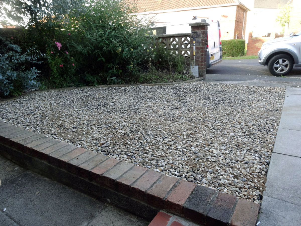 How to Lay Plastic Grids for Gravel Driveways Dengarden
