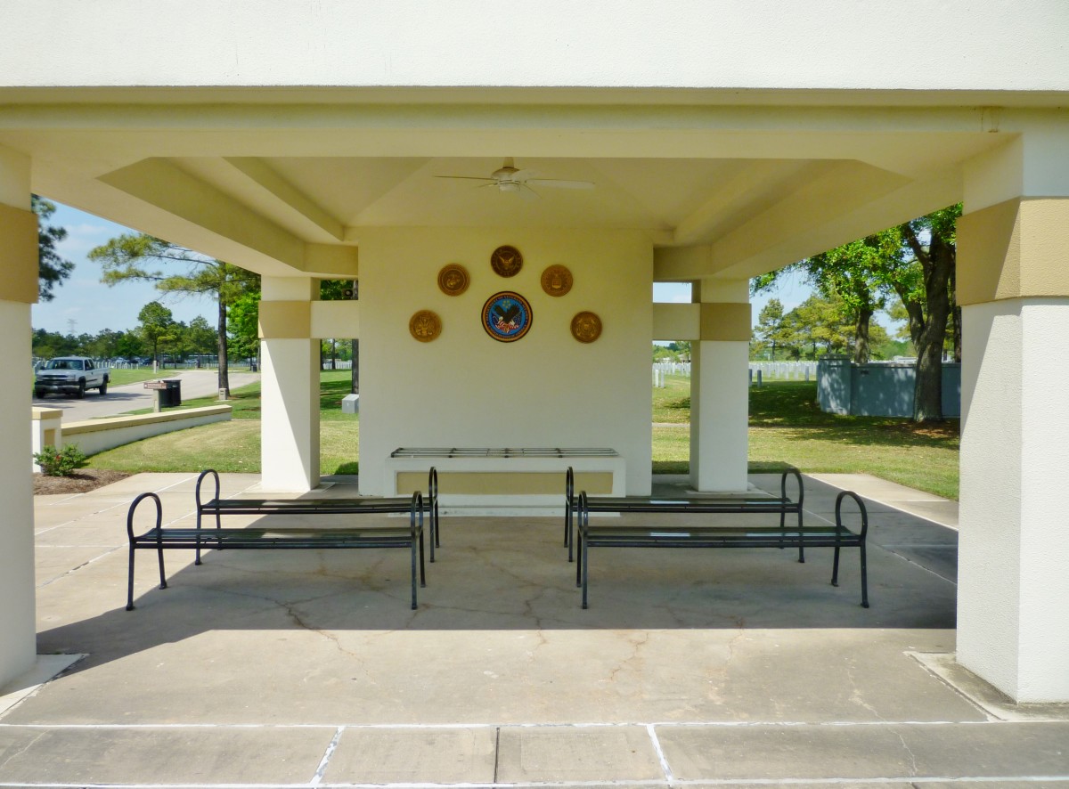 Visiting the Stunning Houston National Cemetery and