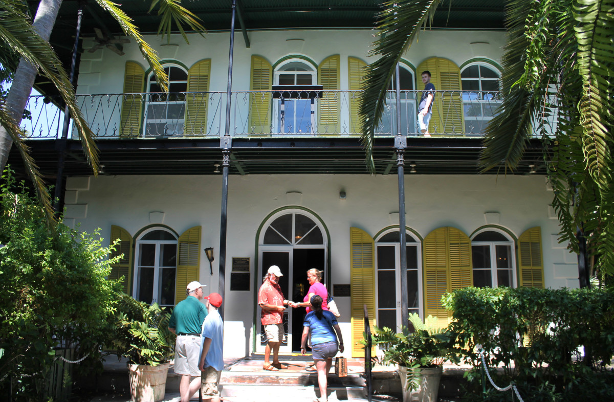 Ernest Hemingway's Haunted Key West Home Exemplore