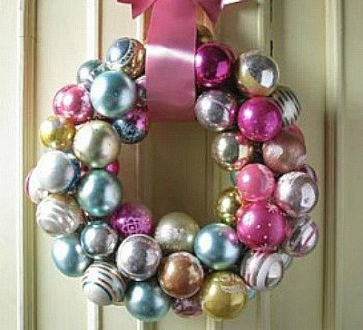 49 Super WireHanger Crafts