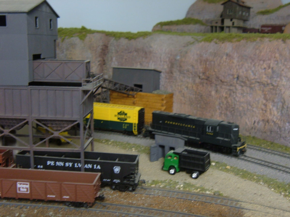 My HO Model Railroad Layout HobbyLark