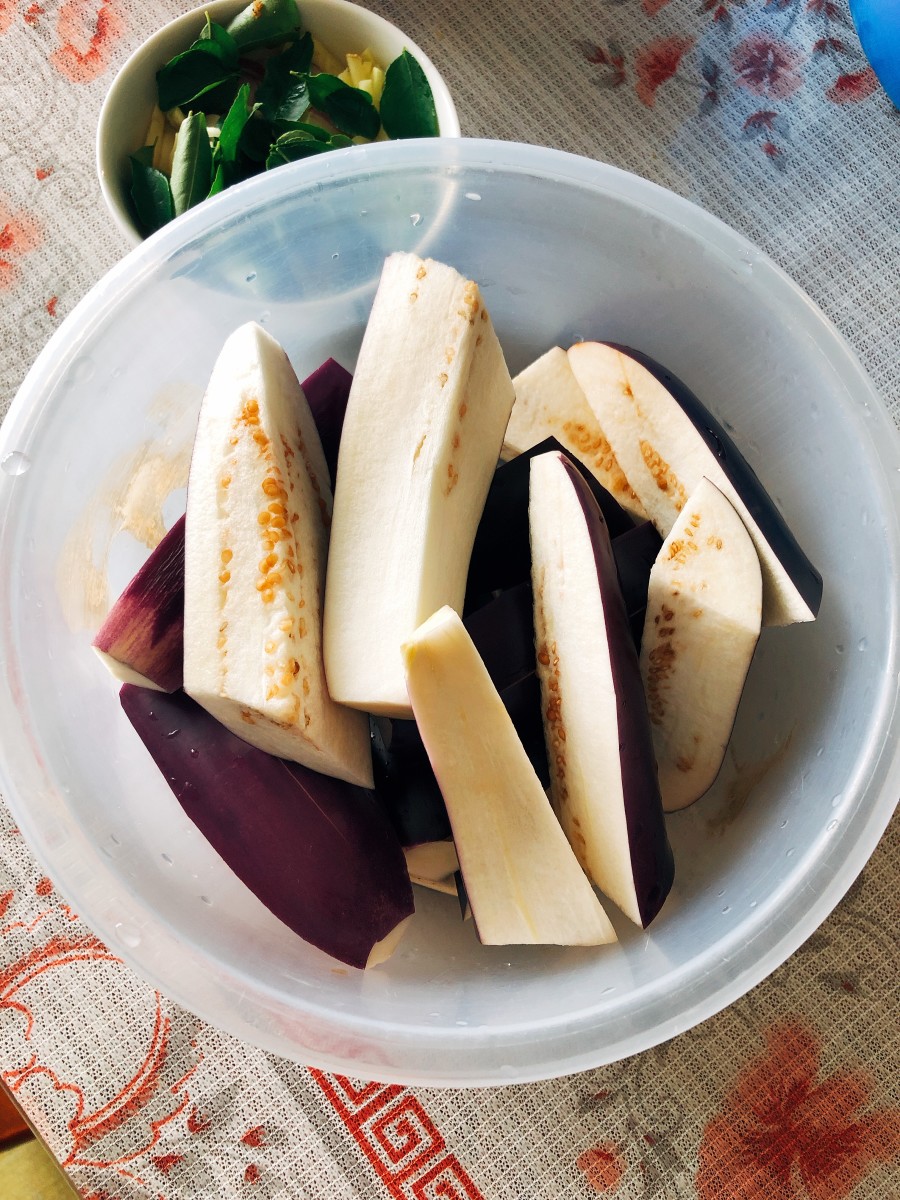 How to Make MalayStyle Eggplant Curry Delishably