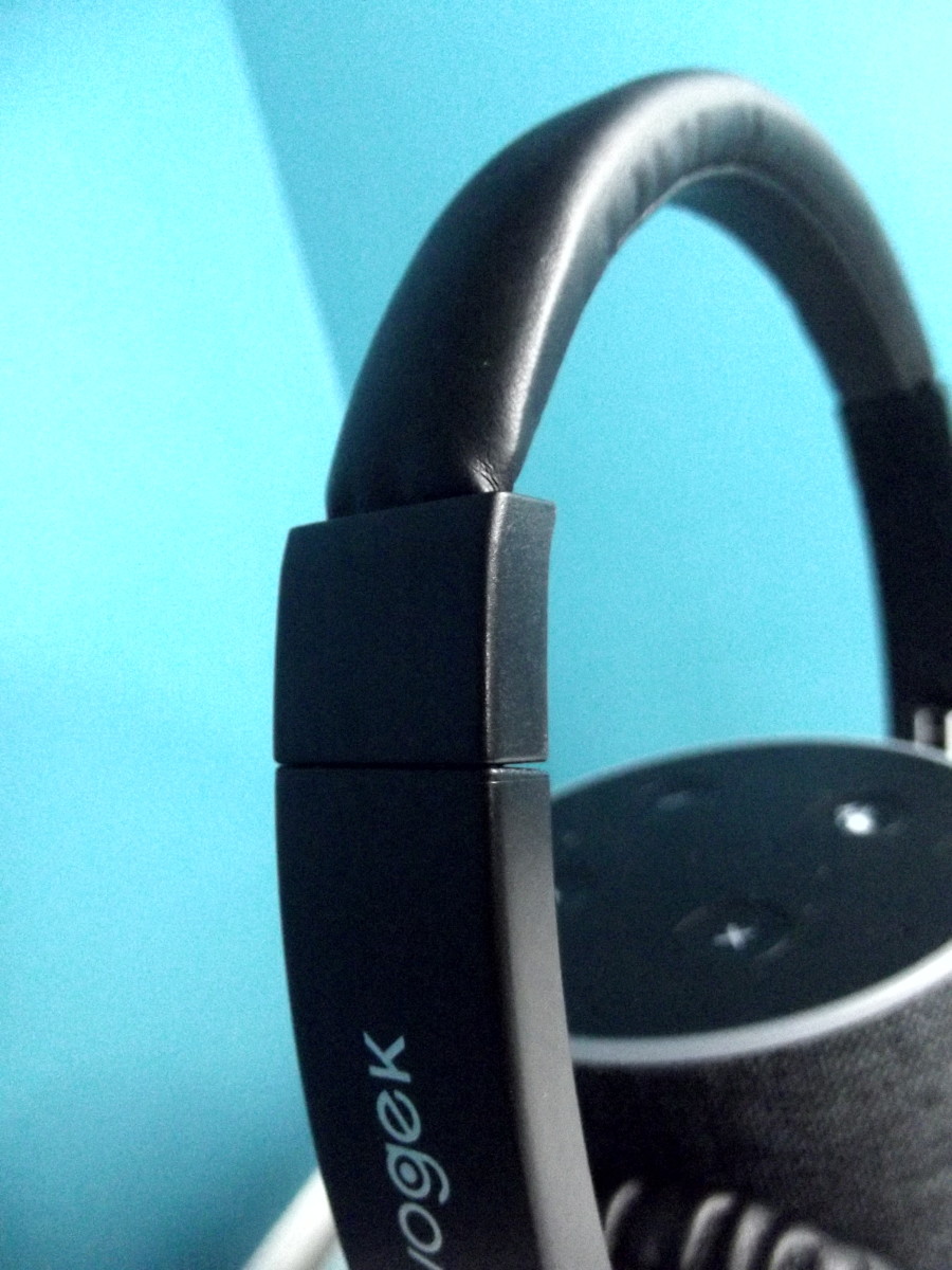 Review of the Vogek Lightweight Headphones TurboFuture